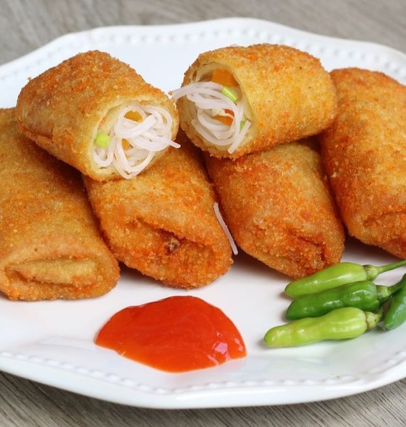 Gurih dan Kenyal, Risol Bihun Jadi Camilan Favorit Semua Usia