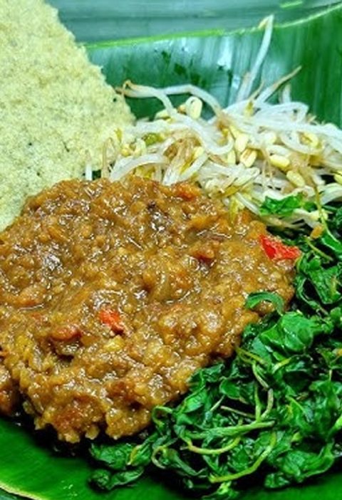 Pecel Semanggi, Sajian Rumahan yang Nggak Lekang Zaman
