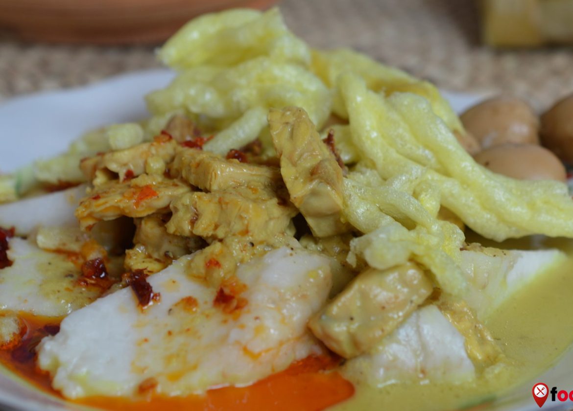 Ketupat Glabed: Sajian Khas yang Penuh Tradisi dan Lezatnya
