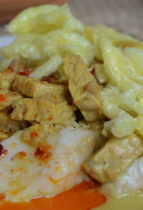 Ketupat Glabed: Sajian Khas yang Penuh Tradisi dan Lezatnya