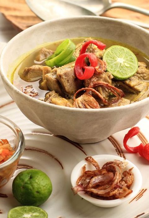Soto Bandung: Sensasi Segar dan Gurih yang Membuat Ketagihan