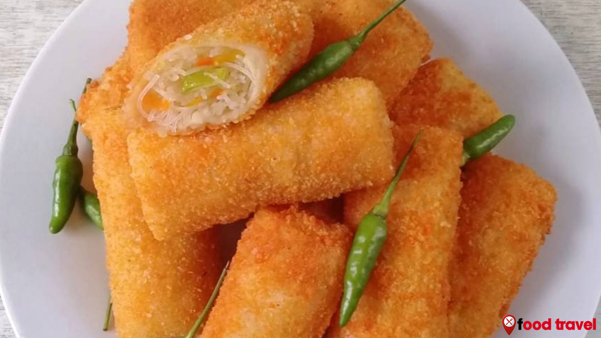Gurih dan Kenyal, Risol Bihun Jadi Camilan Favorit Semua Usia