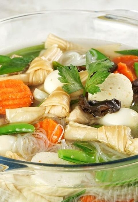 Sup Kimlo: Hangatnya Sajian Tradisional yang Bikin Nagih
