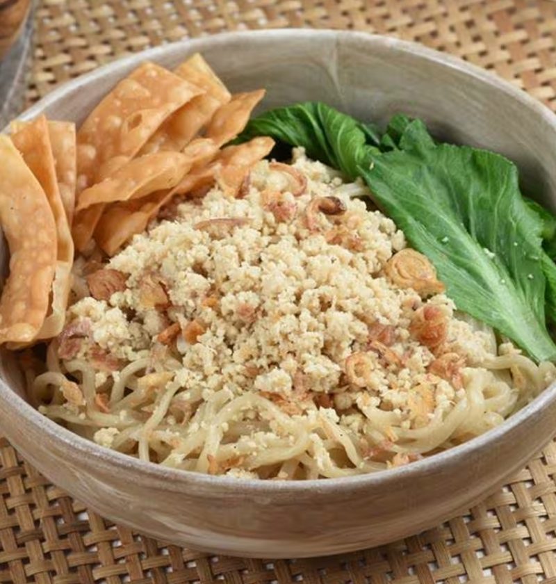 Cwie Mie Malang: Keunikan Rasa yang Menyentuh Lidah