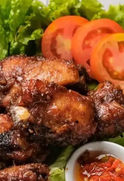 Ayam Bacem: Warisan Kuliner Jawa yang Tetap Melekat di Hati
