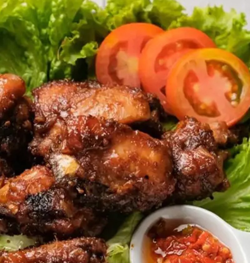 Ayam Bacem: Warisan Kuliner Jawa yang Tetap Melekat di Hati