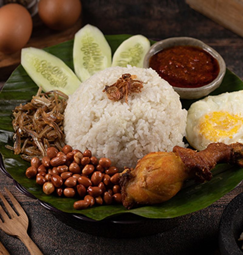 Nasi Rames: Perpaduan Lauk yang Bikin Lidah Bergoyang