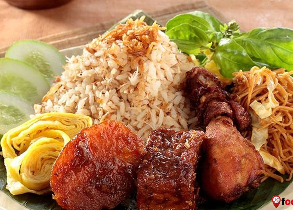 Nasi Ulam dan Kisah Rempah yang Menyatu dalam Setiap Suapan