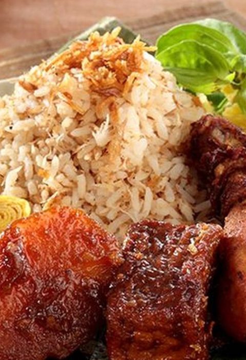 Nasi Ulam dan Kisah Rempah yang Menyatu dalam Setiap Suapan