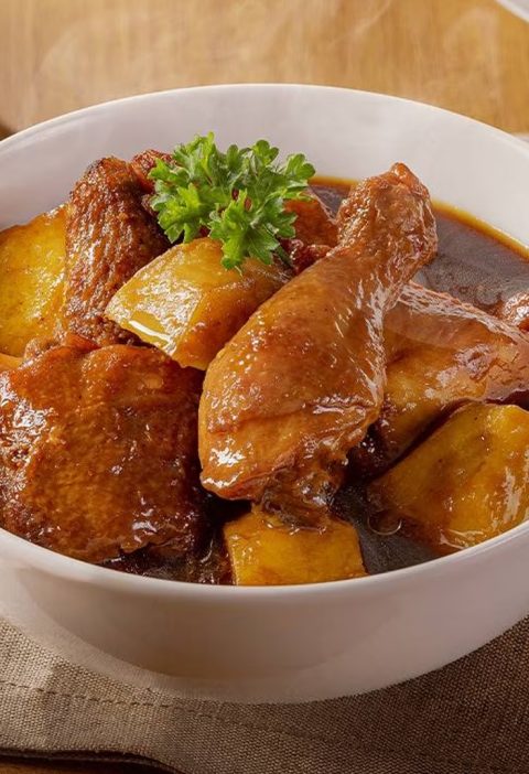 Nikmati Semur Ayam Hangat dengan 4 Variasi Resep Sederhana