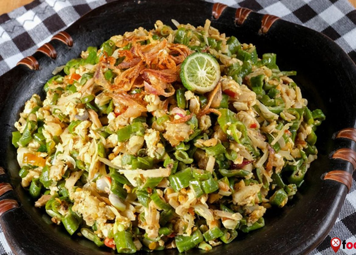 Kenikmatan Lawar Ayam dan 3 Fakta Unik yang Perlu Kamu Tahu
