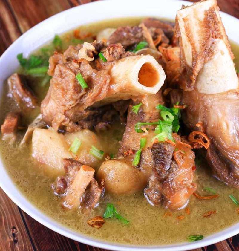 Mengungkap Sup Tunjang Lewat 4 Generasi Resep Tradisional 1 Mengungkap Sup Tunjang Lewat 4 Generasi Resep Tradisional