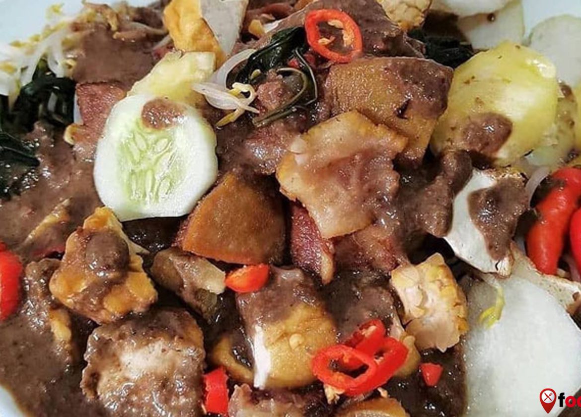 Rujak Cingur dan 5 Kejutan Pedas-Manis yang Bikin Ketagihan 3 Rujak Cingur dan 5 Kejutan Pedas-Manis yang Bikin Ketagihan