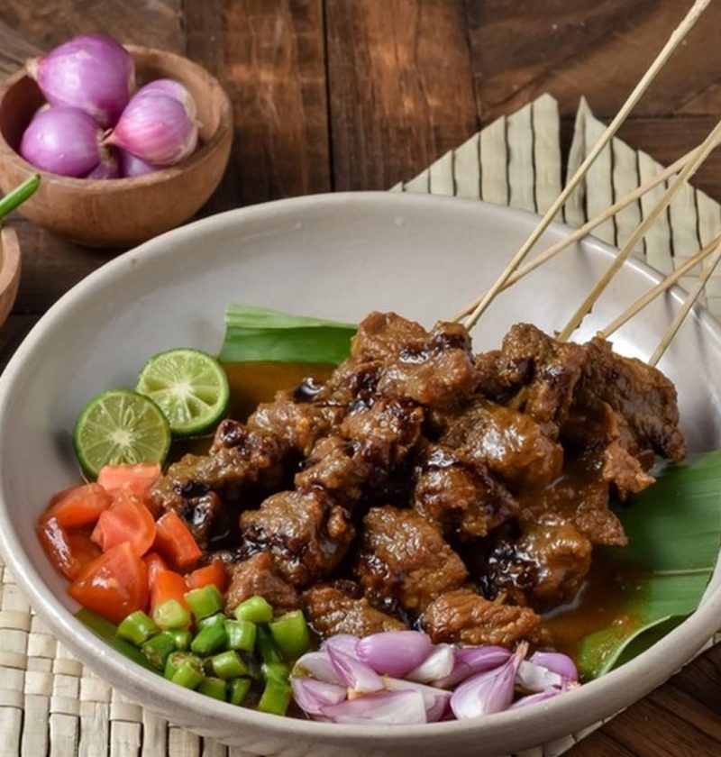 Sate Rembiga: 5 Fakta Kuliner Tradisional yang Wajib Dicoba