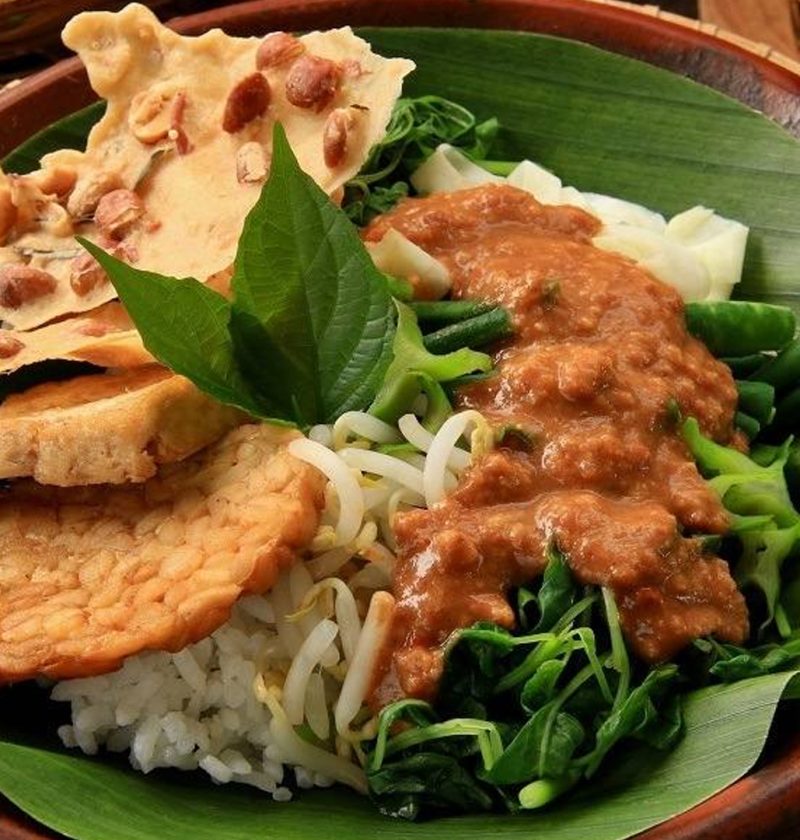 Dari Sambal hingga Sayuran: 5 Hal menarik tentang Pecel Madiun 9 Dari Sambal hingga Sayuran: 5 Hal menarik tentang Pecel Madiun