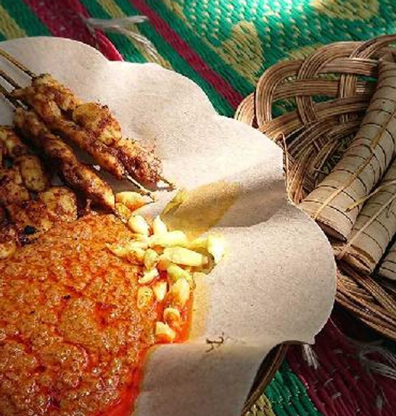 Sate Bulayak: 5 Rasa Tradisional yang Bikin Lidah Terpesona