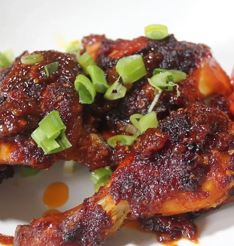 Ayam Paniki: 5 Keunikan Rasa yang Membuatnya Begitu Menggoda 1 Ayam Paniki: 5 Keunikan Rasa yang Membuatnya Begitu Menggoda