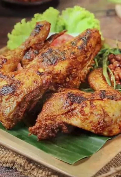 Ayam Bakar Taliwang: 5 Level Pedas yang Bikin Lidah Menggoda
