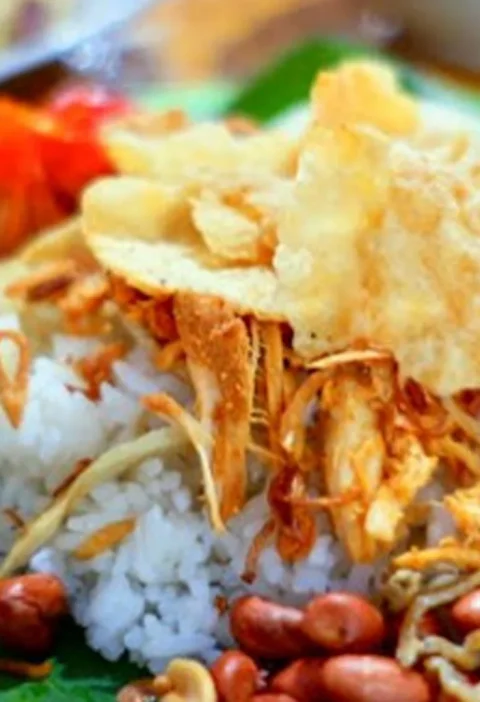 Tekstur Lembut Nasi Gemok dari 4 Rempah Wajib Raid Pagi Hari