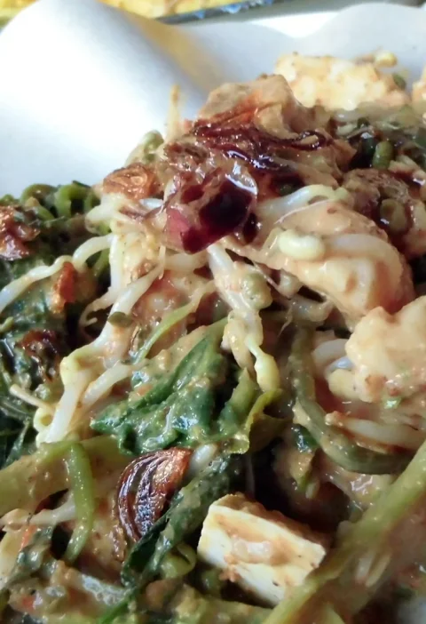 Kuliner Tipat Cantok dan 5 Langkah Membuatnya Secara Otentik