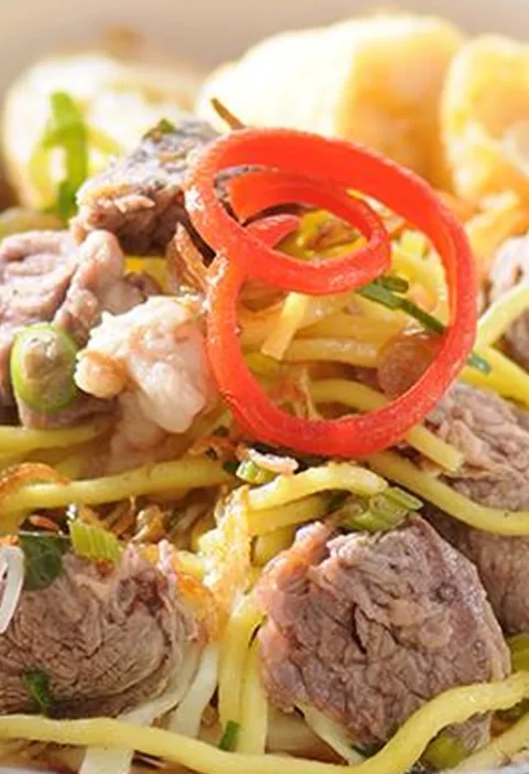 Kuliner Soto Sulung Menawarkan 4 Rasa Gurih Yang Bikin Selera Meledak