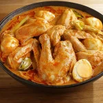 Trust Issues Sama Sinterklas? Simak 5 Momen Gila di Santa’s Wonderland