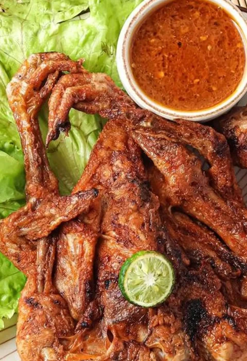 Kuliner Ayam Taliwang 5 Variasi Bumbu Pedas Mantap dan Autentik