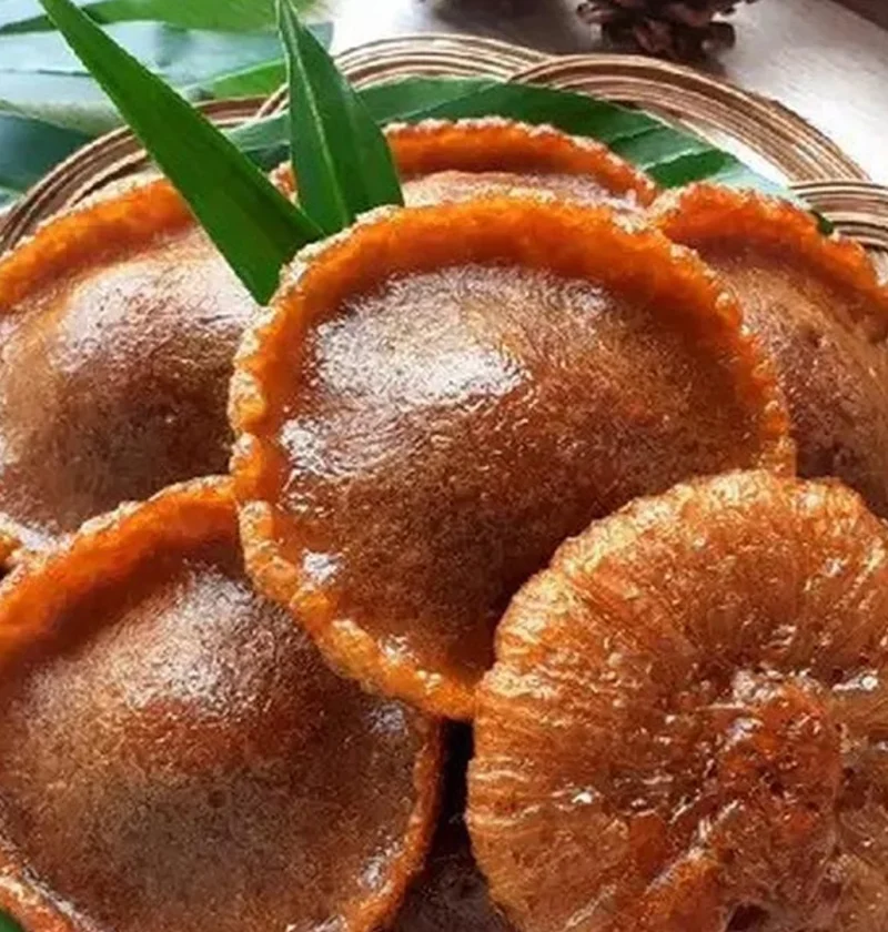 Kue Cucur Perbedaan dengan Kue Apem dan Serabi